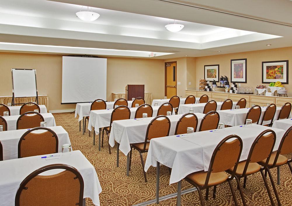 Holiday Inn Express Hotel&Suites Modesto-Salida, an IHG Hotel Exterior foto