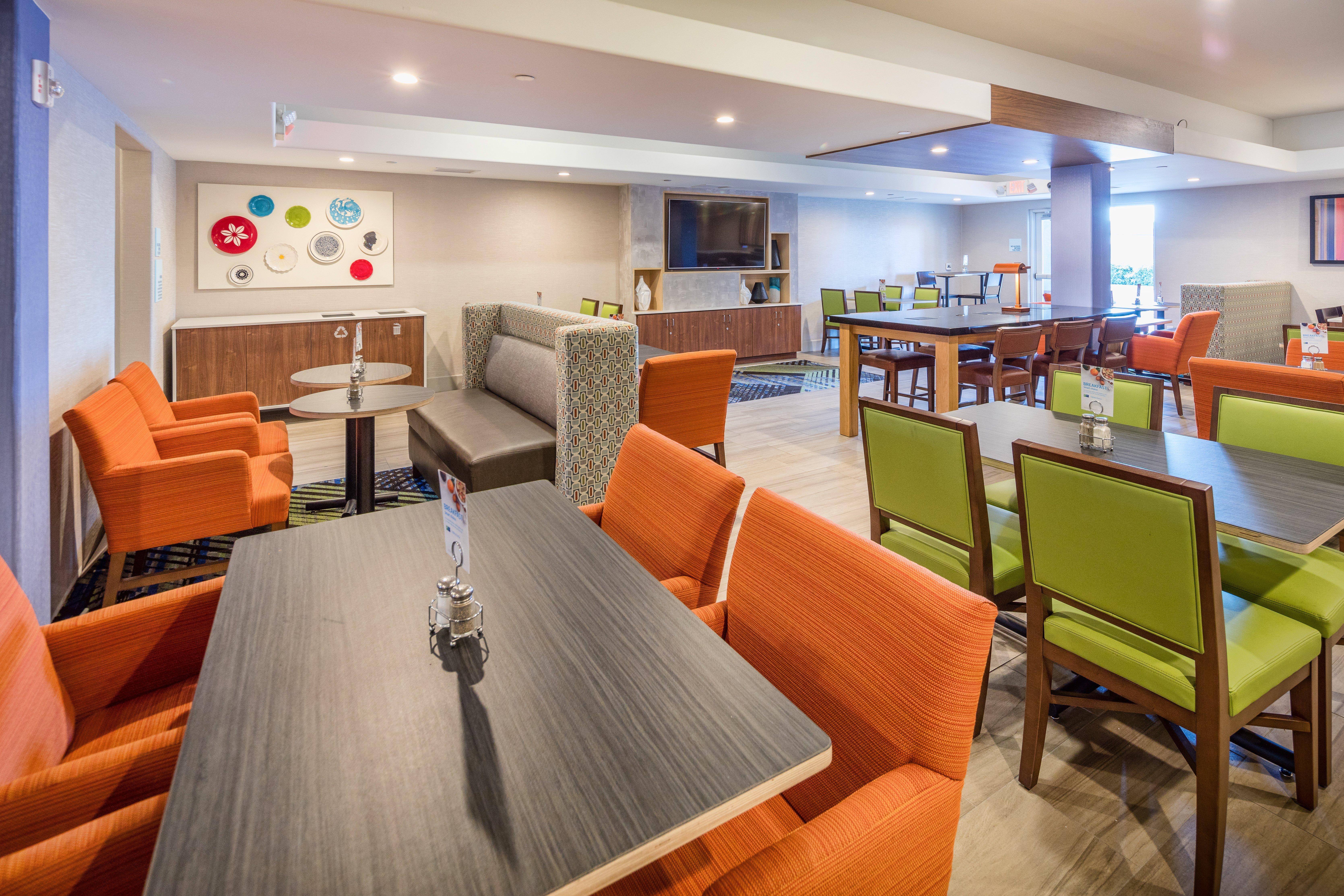 Holiday Inn Express Hotel&Suites Modesto-Salida, an IHG Hotel Exterior foto
