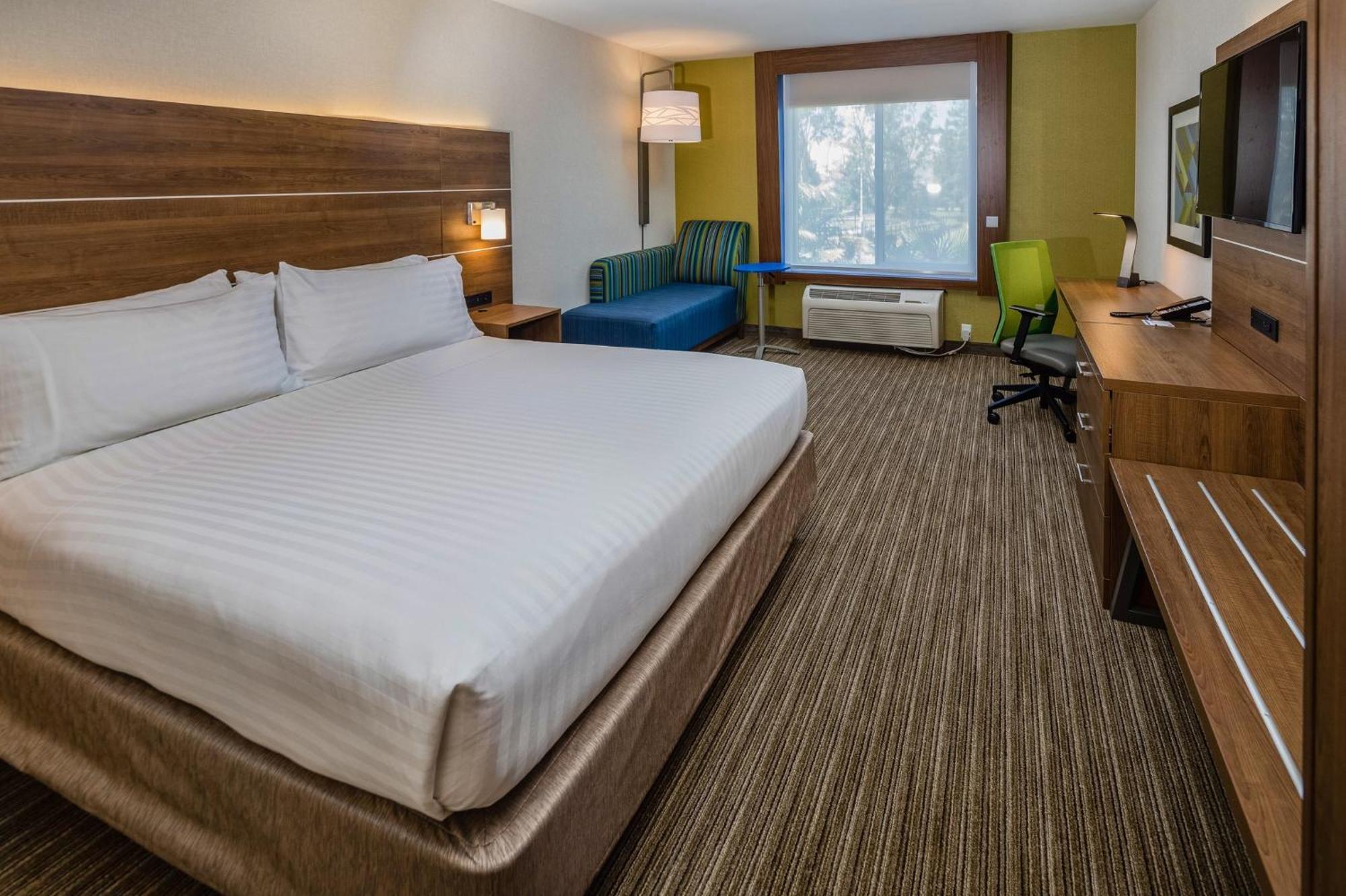 Holiday Inn Express Hotel&Suites Modesto-Salida, an IHG Hotel Exterior foto