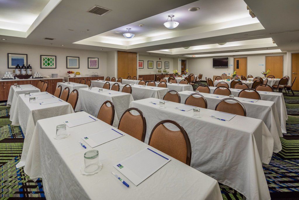 Holiday Inn Express Hotel&Suites Modesto-Salida, an IHG Hotel Exterior foto